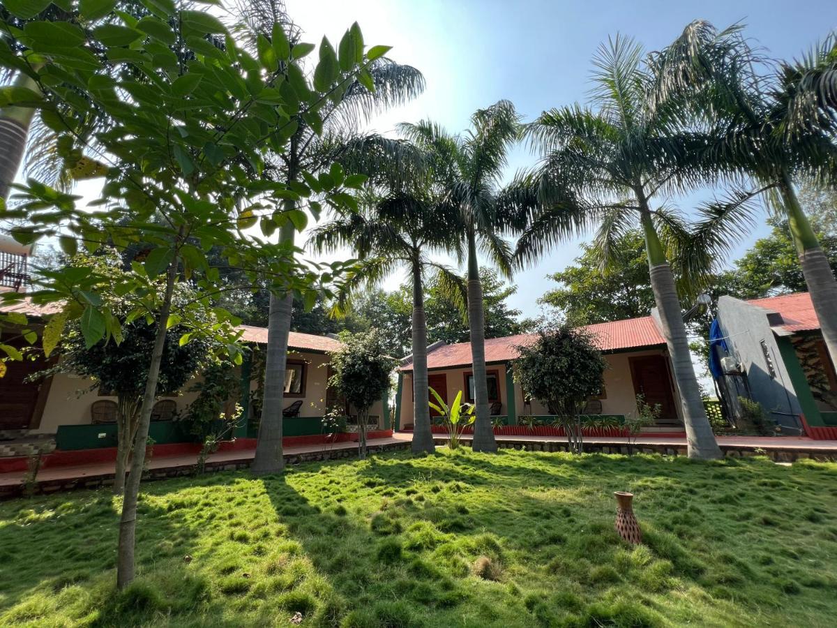 Tadoba Tiger Valley Resort Tadoba Mohurli Exteriör bild