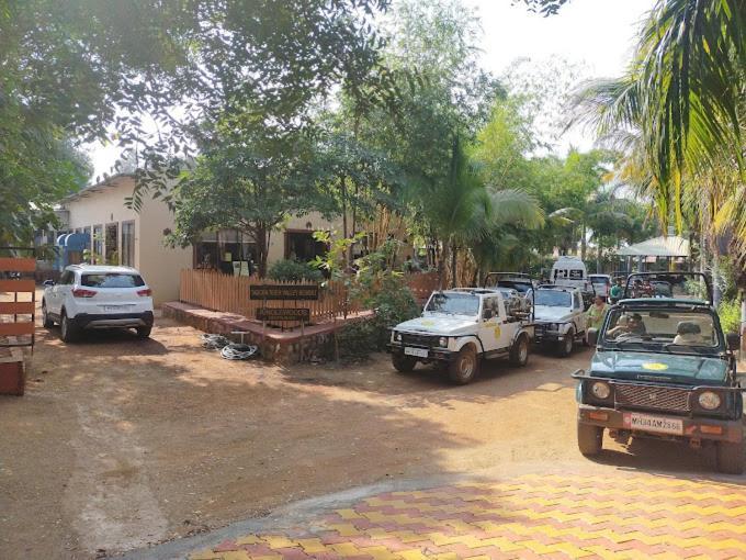 Tadoba Tiger Valley Resort Tadoba Mohurli Exteriör bild